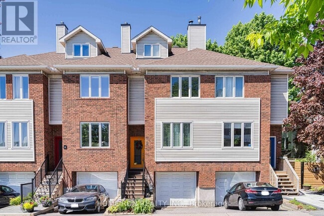 property at 8 Gwynne Ave