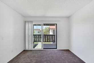 Costa Azul Senior Apartments in Santa Fe Springs, CA - Building Photo - Interior Photo