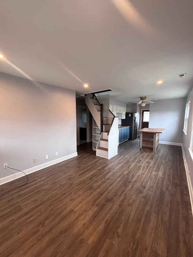 property at 2925 Bowman Ave