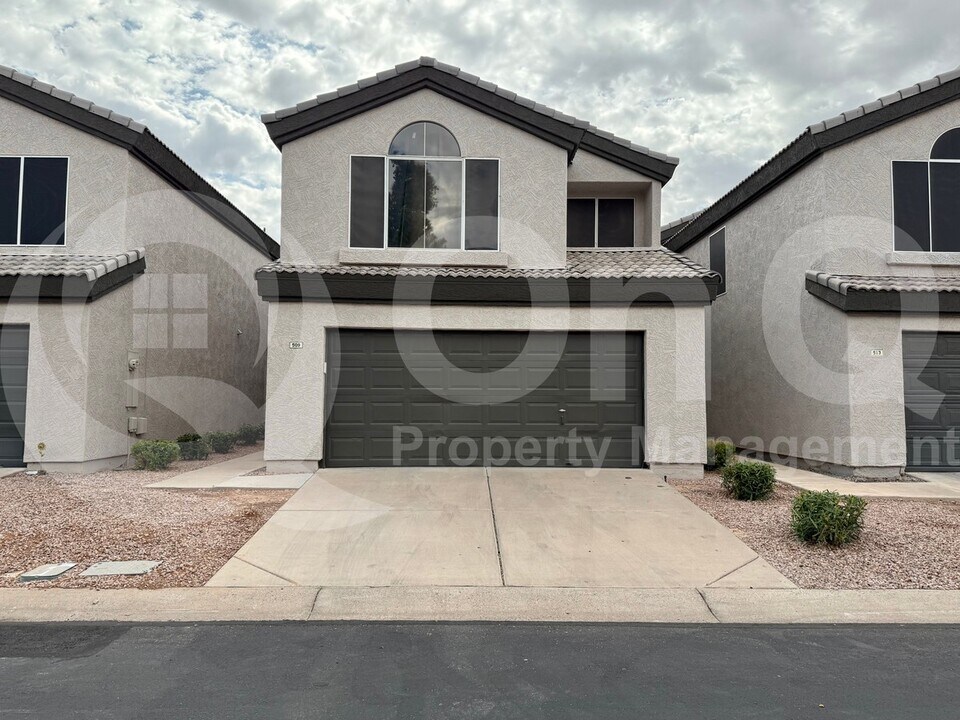 509 S Sunrise Dr in Gilbert, AZ - Building Photo