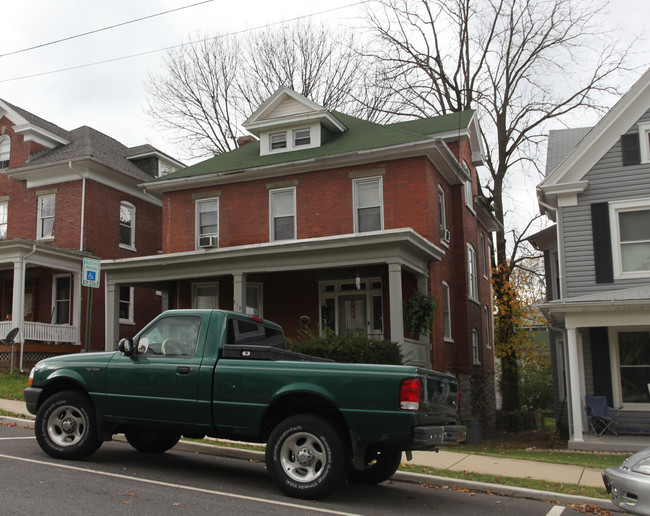 419 Summit Ave in Hagerstown, MD - Building Photo - Building Photo