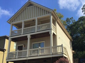 974 Dr Martin Luther King Jr Pkwy in Athens, GA - Building Photo