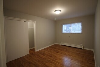1642 W Morse Ave, Unit 2N in Chicago, IL - Building Photo - Building Photo