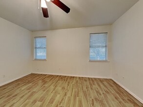 6401 Downeast Dr in Fort Worth, TX - Building Photo - Building Photo