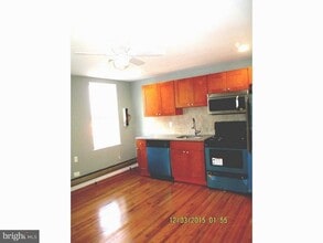 2124 S 15th St in Philadelphia, PA - Building Photo - Building Photo