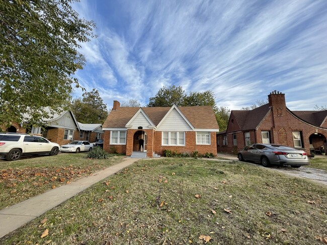 property at 929 NE 17th St