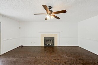 1608 Morning Quail Dr in Austin, TX - Building Photo - Building Photo