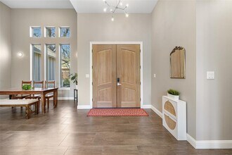 1017 S Quinlan Park Rd in Austin, TX - Building Photo - Building Photo