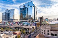 Three Light Luxury Apartments in Kansas City, MO - Building Photo - Building Photo