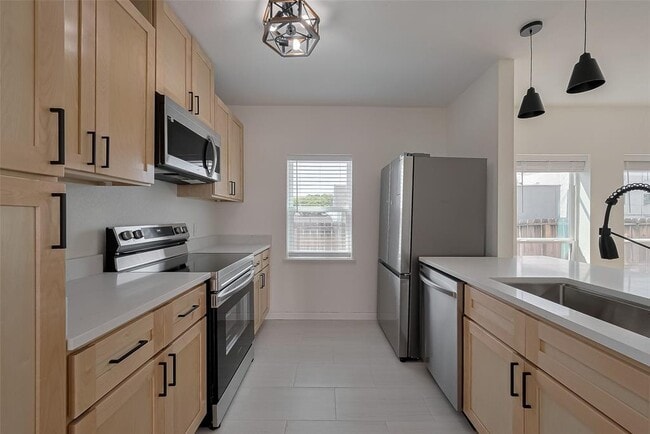 property at 5922 Fairdale Ln