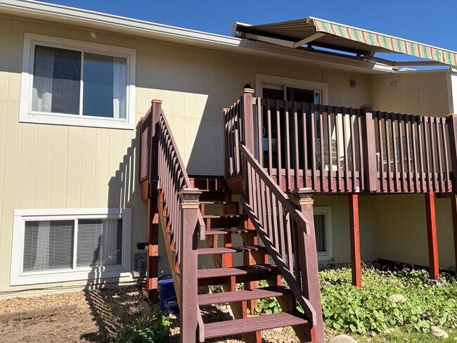 1205 W Centaur Cir in Lafayette, CO - Building Photo - Building Photo