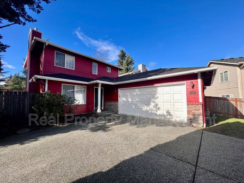 3117 154th St SW in Lynnwood, WA - Foto de edificio