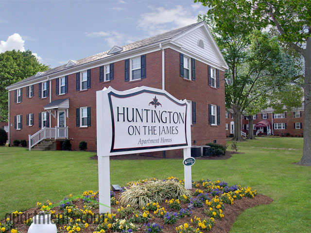 Huntington on the James in Newport News, VA - Building Photo - Building Photo