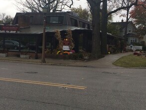 450 Green Bay Rd in Kenilworth, IL - Building Photo - Building Photo