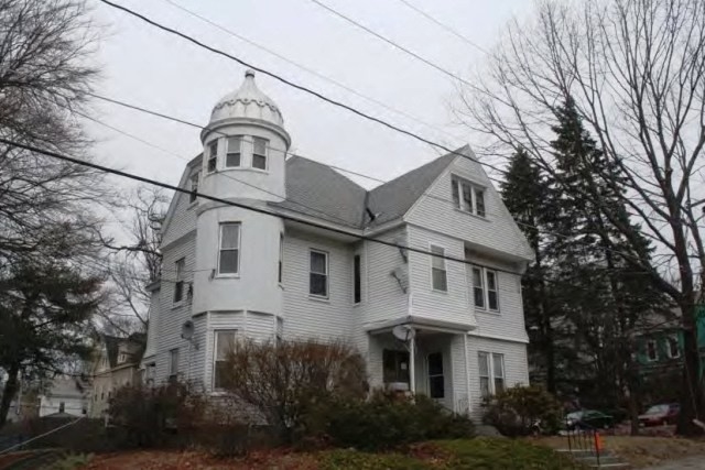 14 Beacon St in Fitchburg, MA - Foto de edificio