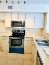 11145 SW 6th St, Unit 11145 SW 6th st #303 in Pembroke Pines, FL - Building Photo - Building Photo