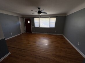 5493 Hyacinth Terrace in Cincinnati, OH - Building Photo - Building Photo