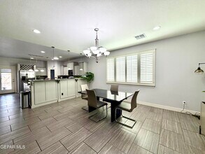 1180 Spofford Pl in El Paso, TX - Building Photo - Building Photo