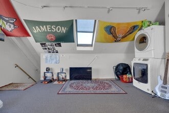 5 Sachem St, Unit 3 in Boston, MA - Foto de edificio - Building Photo