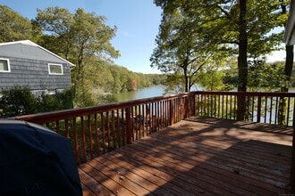 12 Sage Rd in Danbury, CT - Building Photo - Building Photo