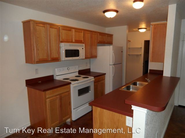 8024 W Elizabeth Ln in Fort Worth, TX - Building Photo