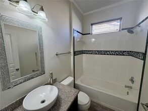 4652 56th Terrace E in Bradenton, FL - Building Photo - Building Photo