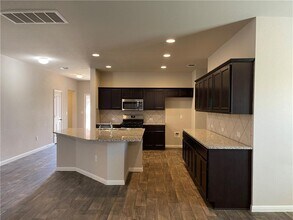 10825 Seguin St in Austin, TX - Building Photo - Building Photo