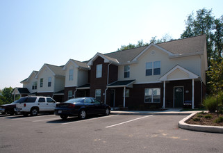 Carriage Hill in St. Albans, WV - Building Photo - Building Photo