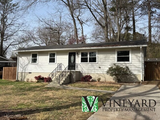 property at 1023 Pine Valley Dr NE