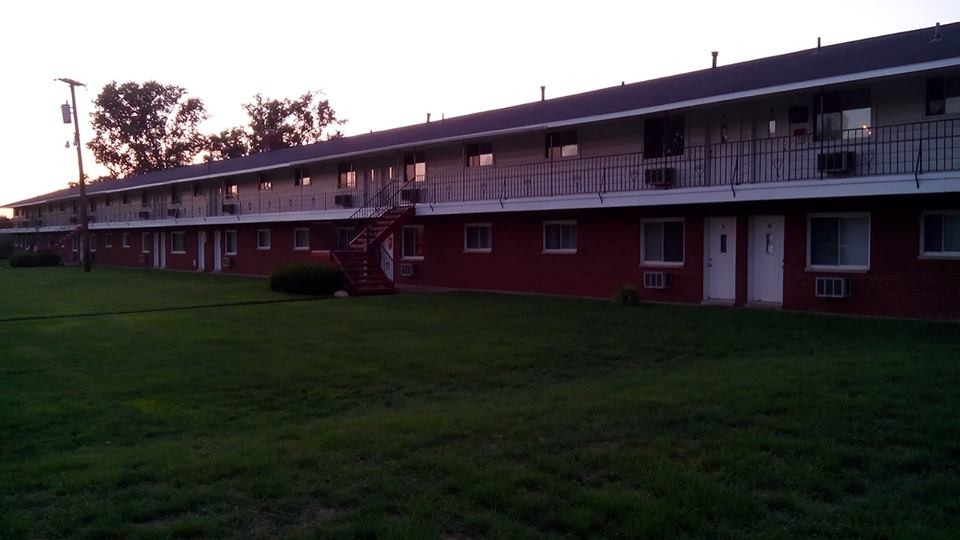 Sue Kay Apartments in White Lake, MI - Building Photo