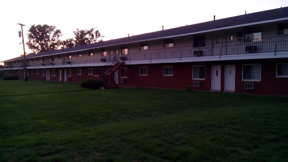 Sue Kay Apartments in White Lake, MI - Foto de edificio