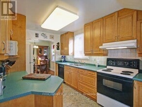 34 Agar Crescent in Toronto, ON - Building Photo - Building Photo