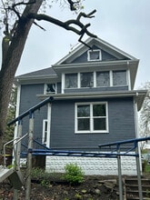 1432 Crosby St in Rockford, IL - Foto de edificio - Building Photo