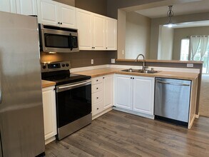 16341 118th Ln NE in Bothell, WA - Building Photo - Building Photo