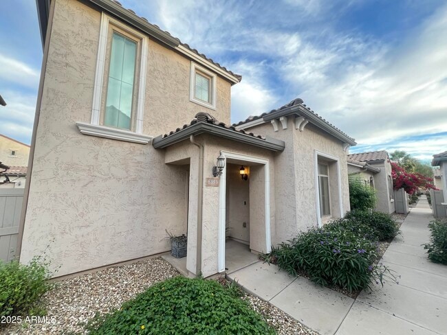 8353 W Lewis Ave in Phoenix, AZ - Building Photo - Building Photo