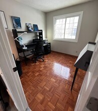 3430 Urbandale Ln N in Plymouth, MN - Foto de edificio - Building Photo