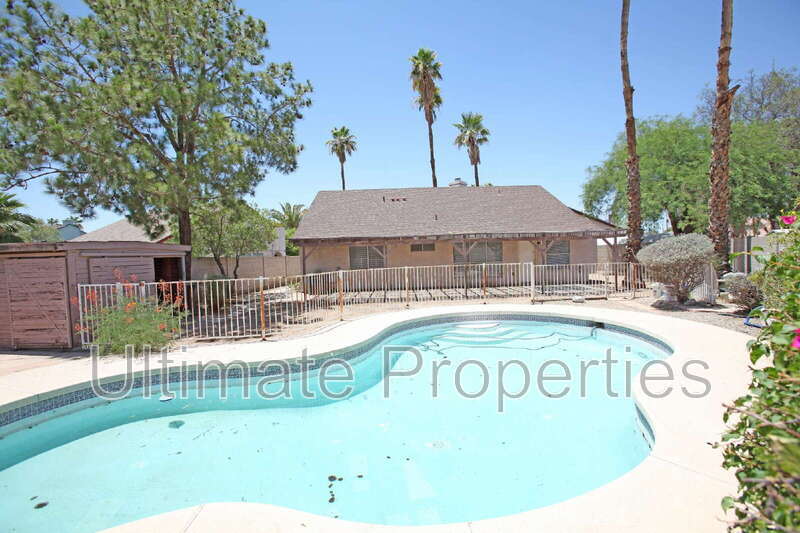 6853 N 78th Ave in Glendale, AZ - Building Photo