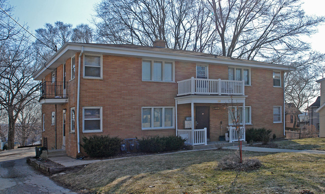 115 Spring St in Waukesha, WI - Building Photo - Building Photo