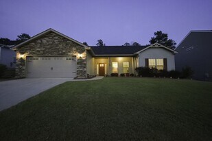 734 Holderness Ct in Augusta, GA - Building Photo