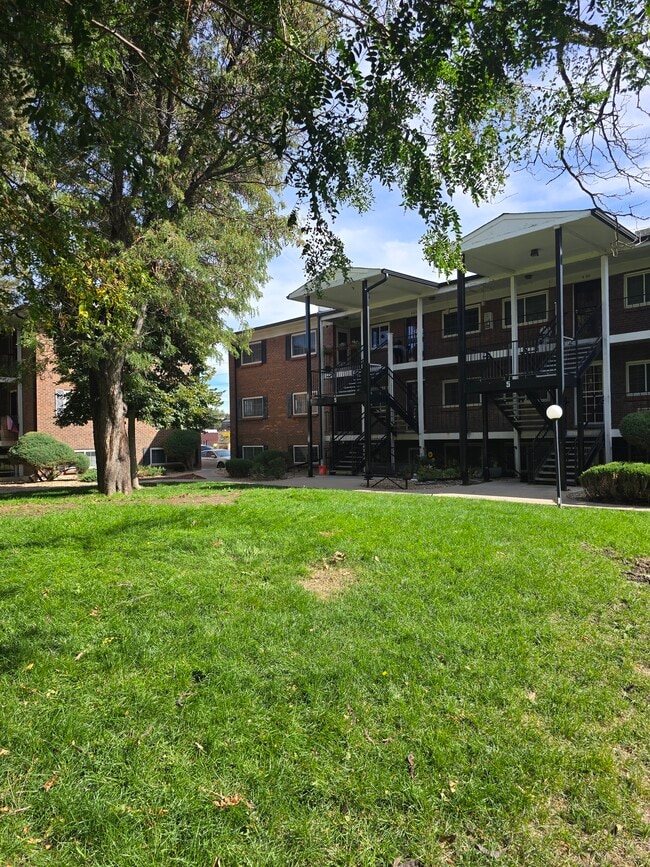 property at 6800 E Tennessee Ave