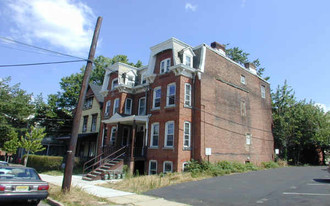 137-139 Welton St Apartments