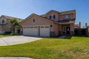 11909 Stegmeir Dr in Rancho Cucamonga, CA - Building Photo