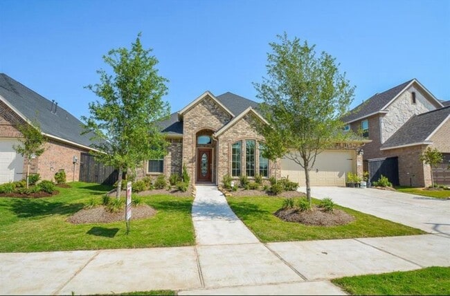 property at 918 Marigold Park Pl