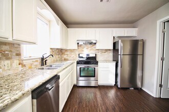 2218 S V St in Fort Smith, AR - Building Photo - Building Photo