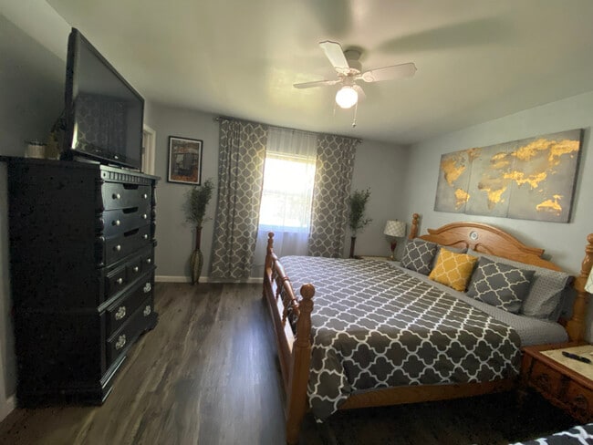 property at 1930 Reese Ave