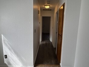 244 N 5th Ave in Oakdale, CA - Building Photo - Building Photo