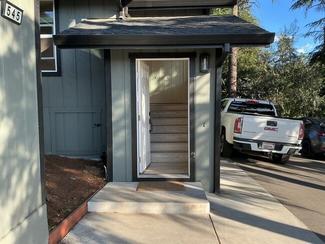 545 Brush Creek Rd in Santa Rosa, CA - Building Photo - Building Photo