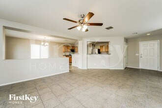 1498 W Beantree Ln in Tucson, AZ - Building Photo - Building Photo
