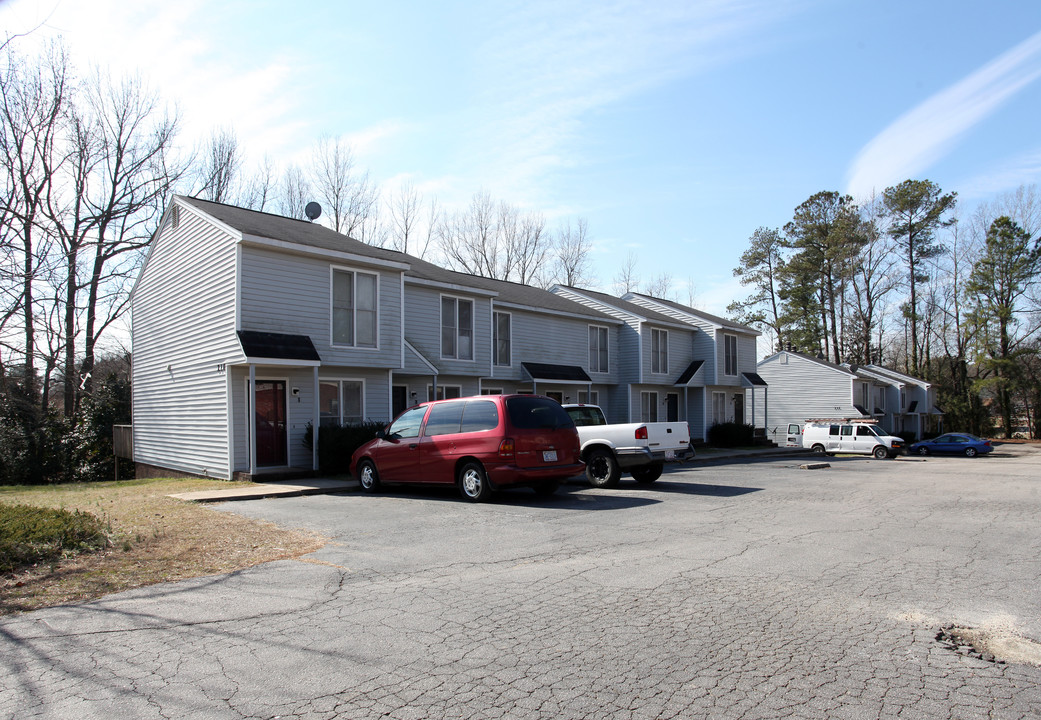 210-212 S Hollybrook Rd in Wendell, NC - Building Photo