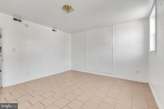 2301 S 16th St in Philadelphia, PA - Building Photo - Building Photo